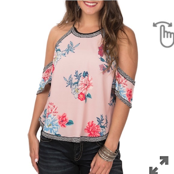 Flying tomatoes off the shoulder halter top - Picture 4 of 5